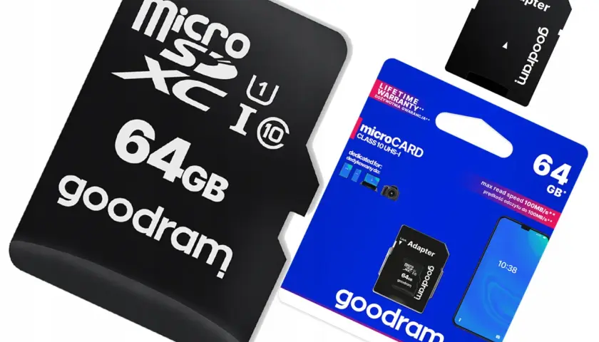 Karty microSD Goodram 64GB: jedna osobno, druga w opakowaniu z adapterem. Różne rodzaje kart microSD.