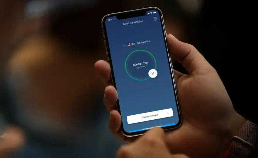VPN w telefonie - kiedy warto, jak ustawić na Android/iPhone?